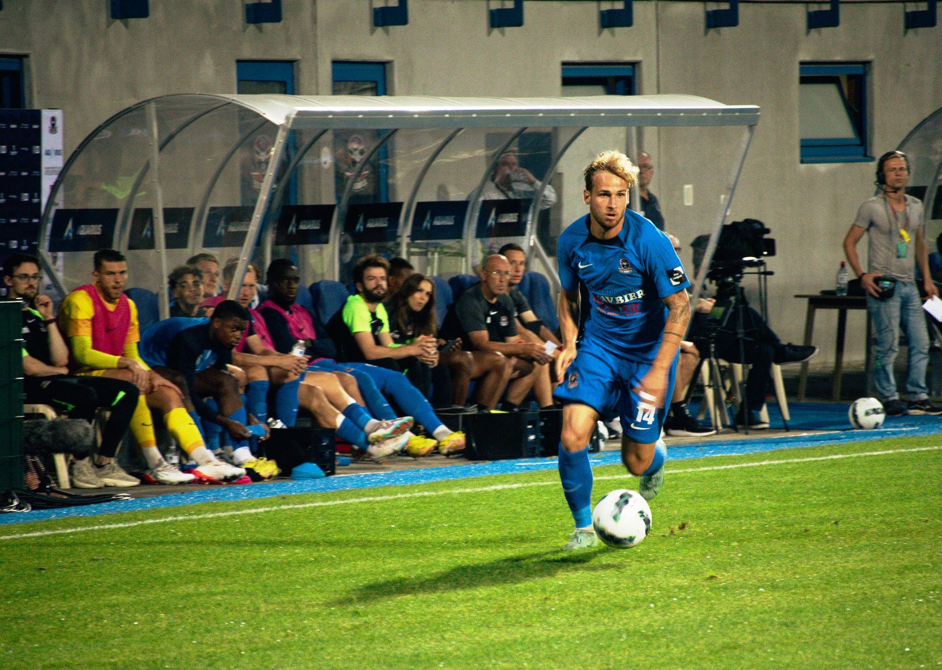 FC Dender - Lommel SK, 3-1. FC D nekt leider Lommel.