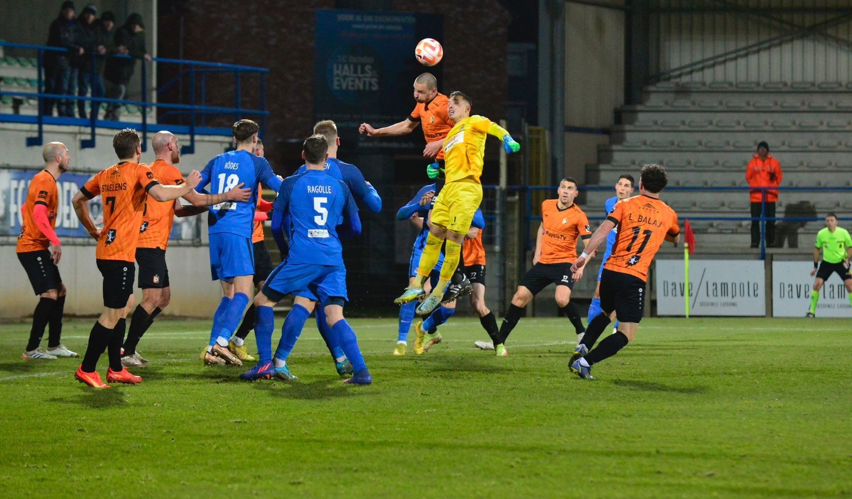 Laat doelpunt nekt FC Dender, onverdiende nederlaag tegen SK Deinze, 0-1.