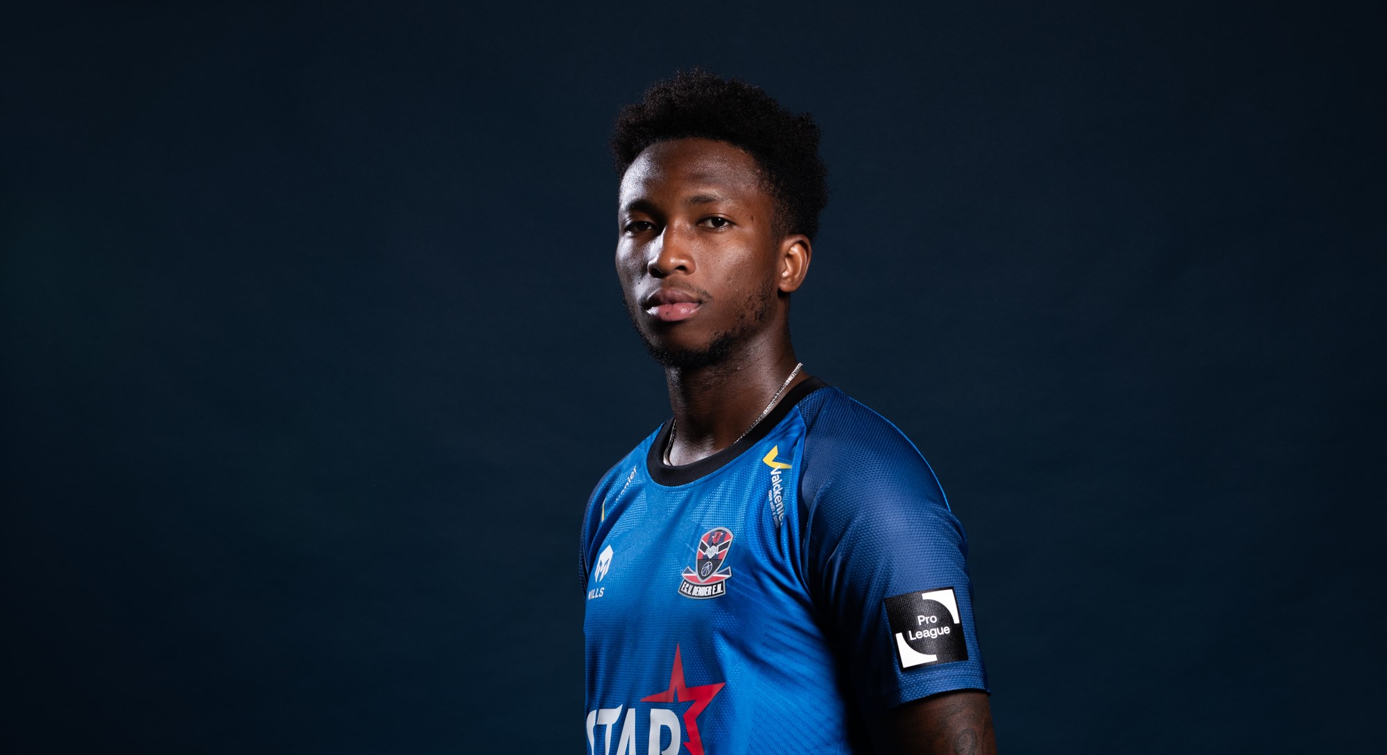 We verwelkomen Moise Sahi Dion