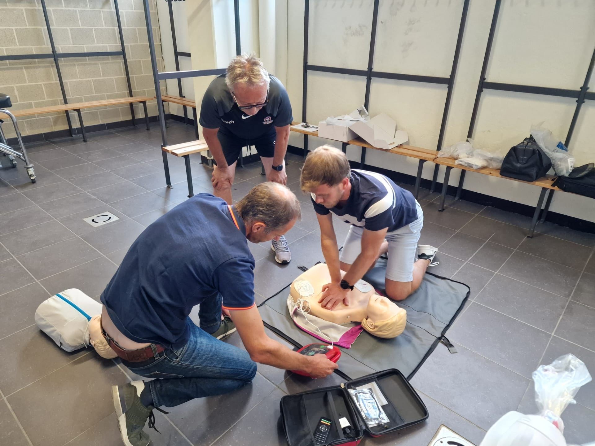 EHBO-cursus voor onze technische staf.