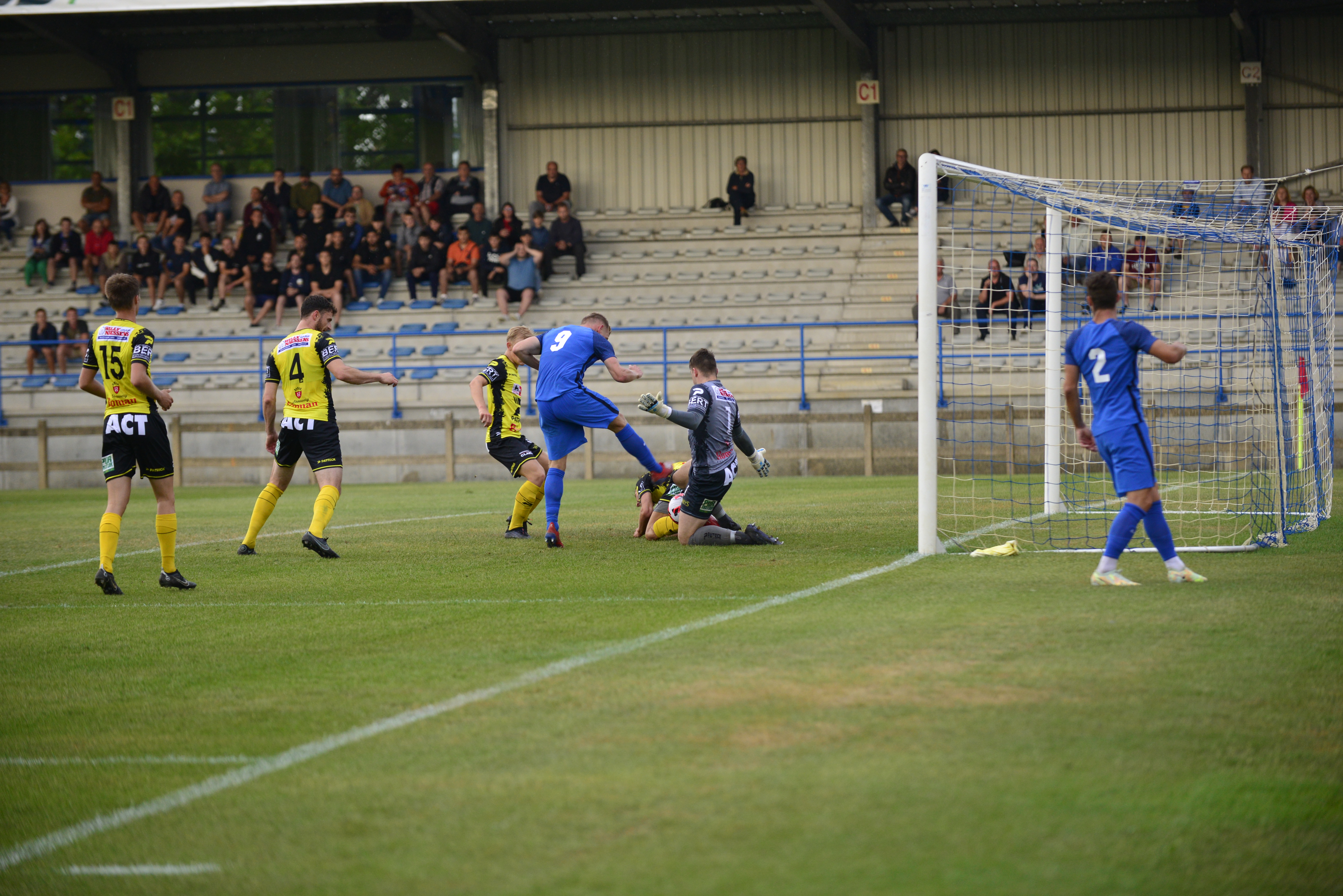 Fotoreportage oefenwedstrijd FC Dender - KSV Oudenaarde, 2-1.