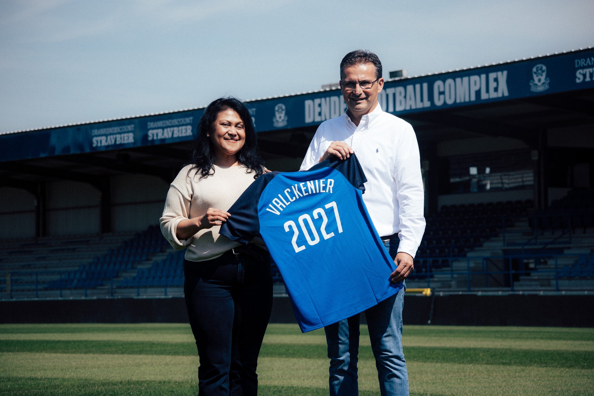 Garage Valckenier is onze nieuwe shirtsponsor!