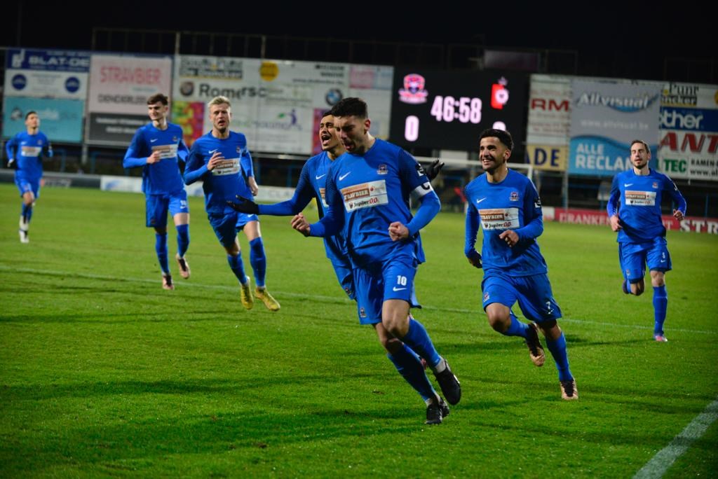 FC Dender - SK Deinze, 1-0. Gretig FC wint verdiend.