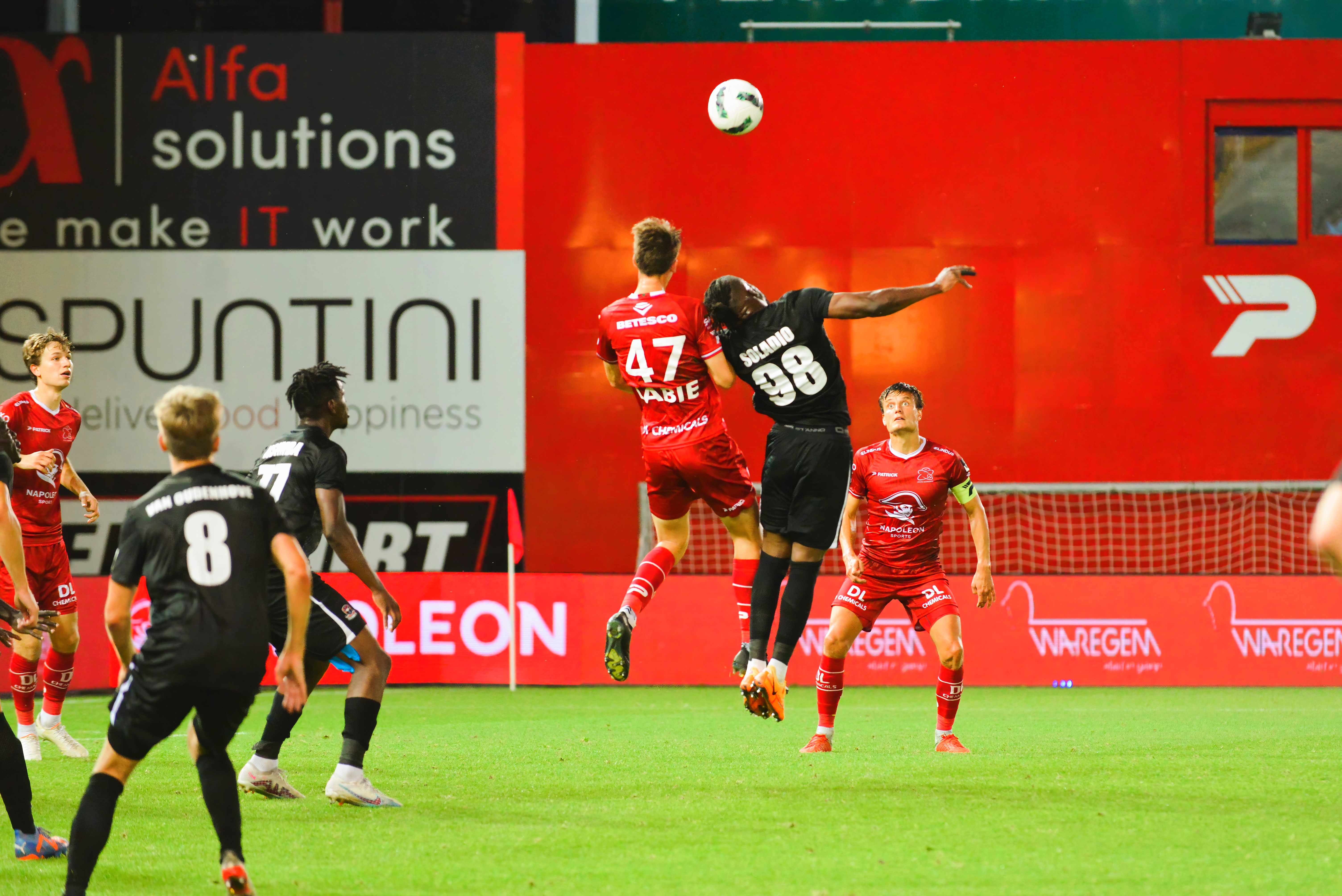 Fotoreportage Zulte Waregem - FC Dender, 1 - 1.