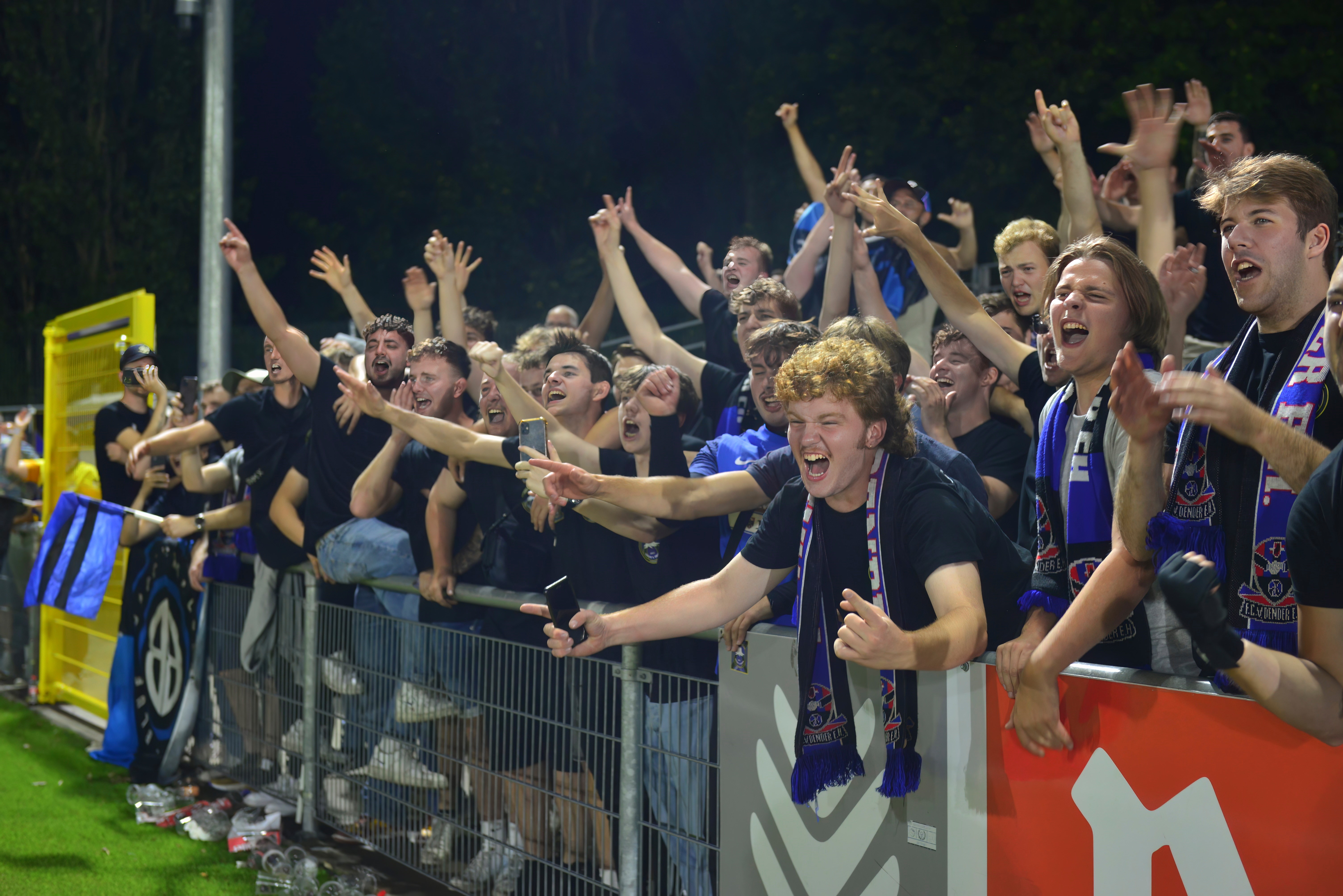 Fotoreportage RFC Luik - FC Dender, 0 - 1.